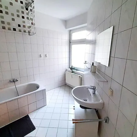 Cozy 2 In *